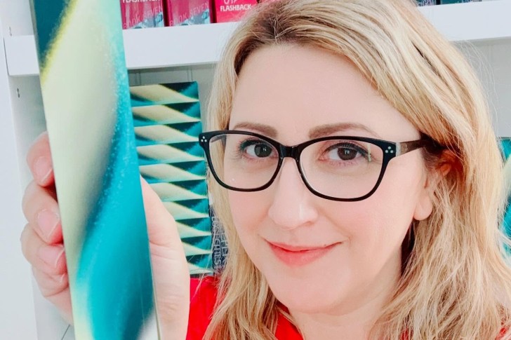 Σάνον Μέσεντζερ: «Ήθελα διασκέδαση, χιούμορ, δράση, περιπέτεια και κορίτσια που κάνουν κάτι περισσότερο από το να φορούν απλώς όμορφα φορέματα»